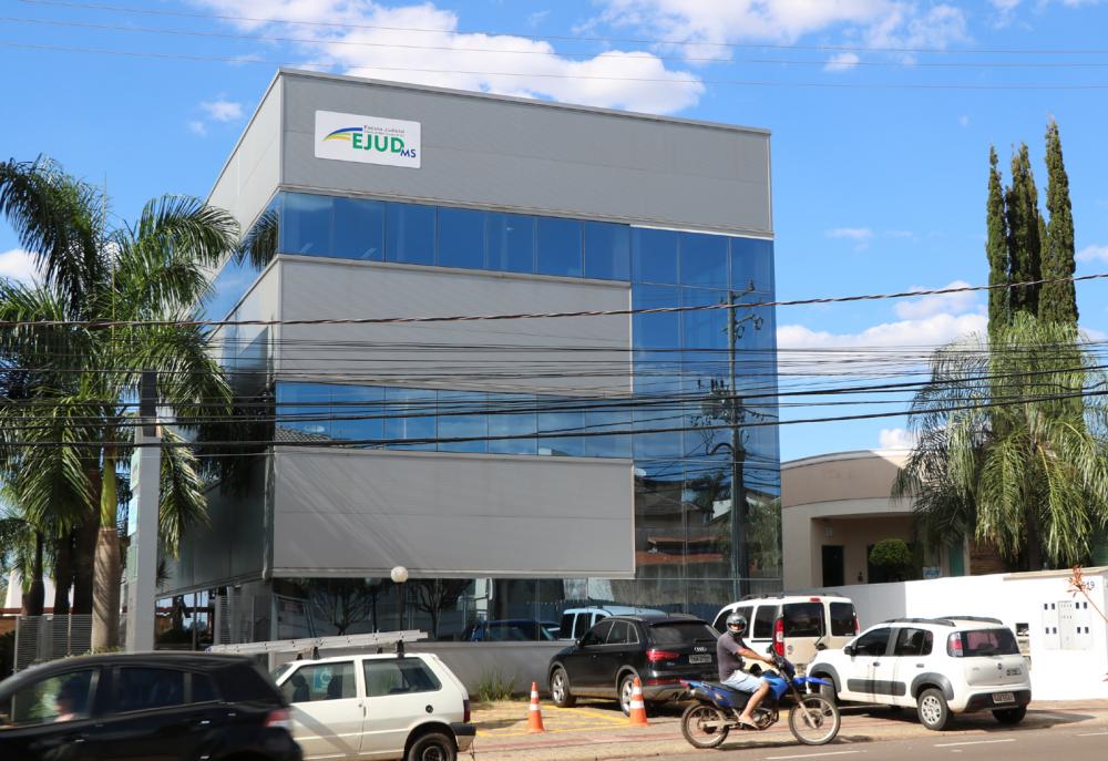 Escola Judicial está atendendo em novo prédio