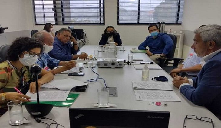 Reunião entre Procon/MS, MPE, Sinpetro e distribuidoras busca equalização do preço do combustível