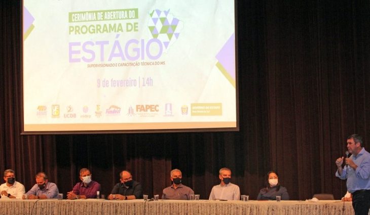 Programa de estágio no Governo vai qualificar formação e dar experiência aos alunos, avaliam reitores