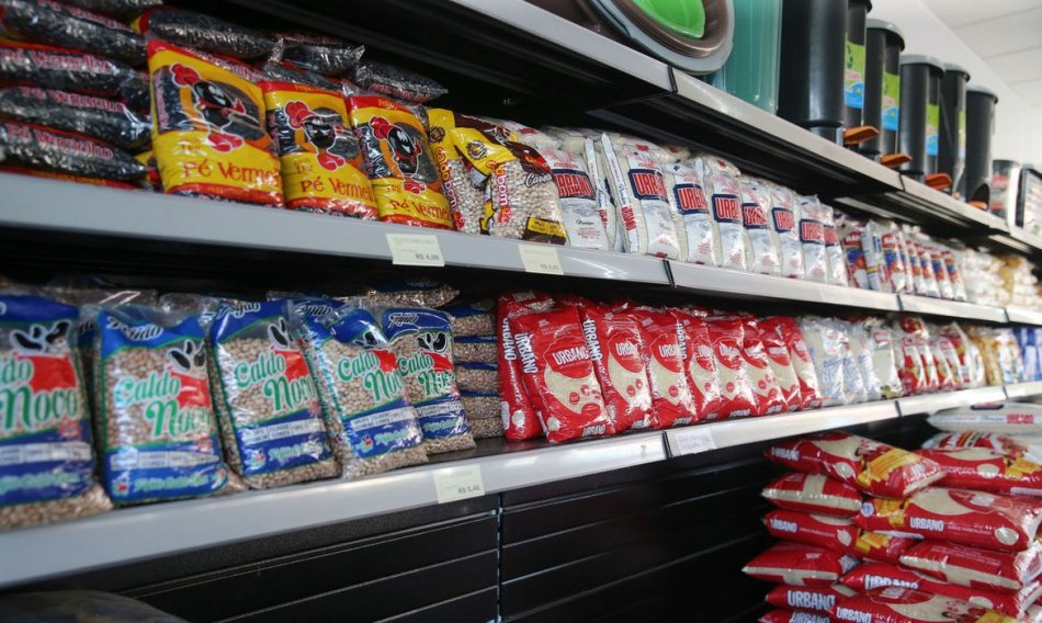 Cesta básica sobe em todas as capitais pesquisadas pela Dieese