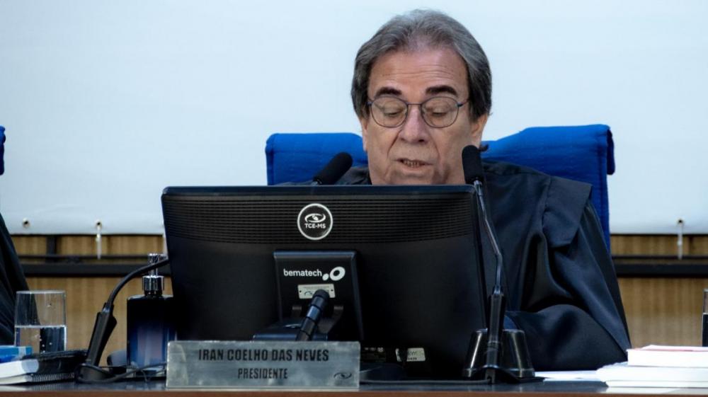 Conselheiros do TCE-MS realizam Sessão do Pleno Presencial