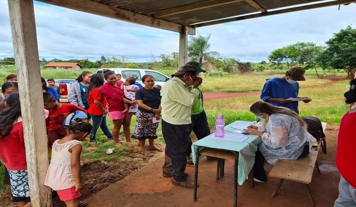 Furar fila de vacinação em MS dá multa que pode chegar a R$ 90 mil