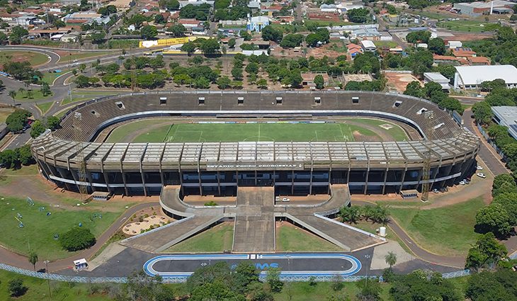 Com R$ 9,4 milhões investidos pelo Governo do Estado, reforma do estádio Morenão já está em andamento