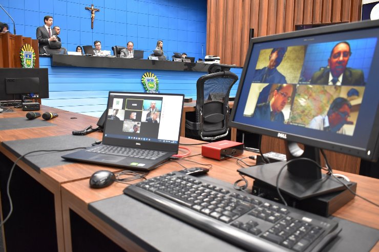 LDO é considerada constitucional pela CCJR e segue para análise em plenário