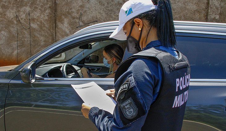 Última semana para pagar licenciamento de veículos placas com final 3 e 4 