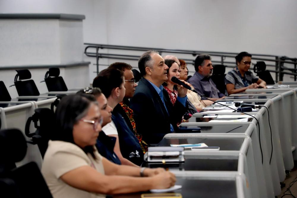 Vereadores debatem mais políticas públicas para pessoas em situação de rua