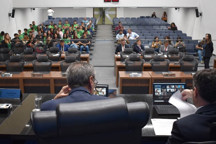 LDO é aprovada em redação final e segue para sanção