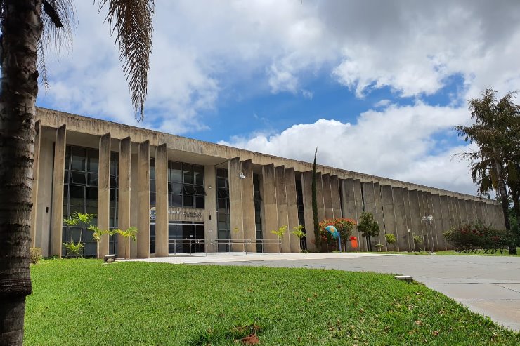 Pautados oito projetos para a sessão plenária desta quarta-feira