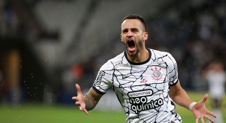 Corinthians busca vitória milagrosa em pleno Maracanã lotado