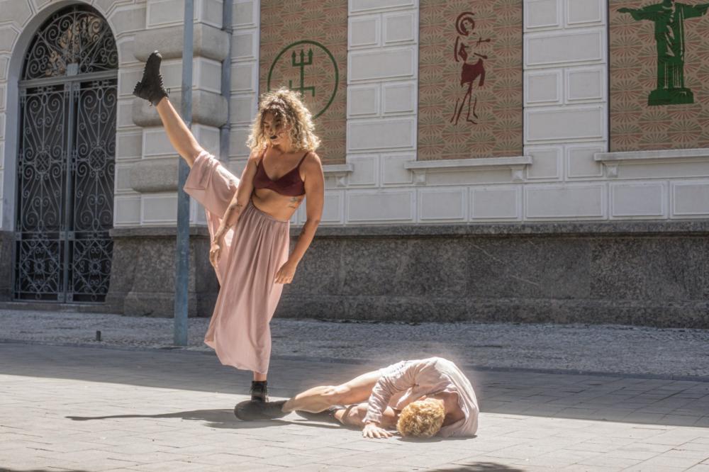 Cia de Dança do Pantanal faz campanha para arrecadar recursos e se apresentar em Paris 