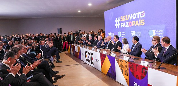 “A Justiça Eleitoral cumpriu sua missão de garantir segurança e transparência às eleições”, conclui Moraes