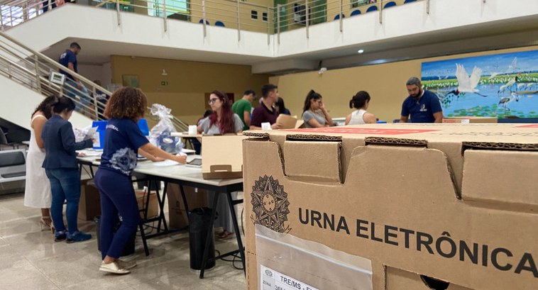 Urnas que serão utilizadas no 2º turno já estão sendo entregues na Capital