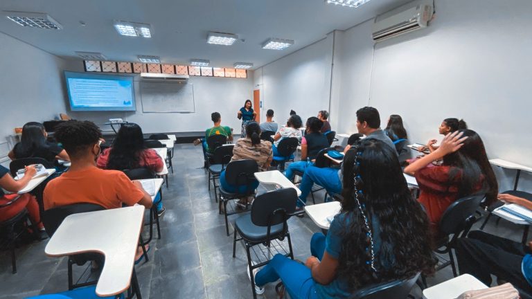 Prefeitura promove curso de Assistente Administrativo com 50 vagas