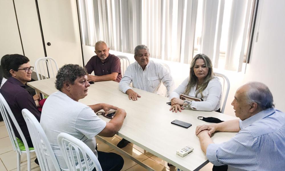 Deputado, vereadora e Borracha mobilizam Jateí para eleger Riedel governador