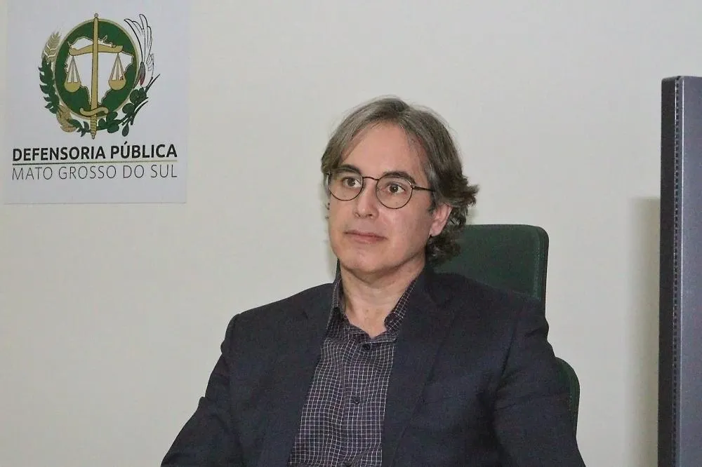 Amparada pela Defensoria, trans terá feminização facial paga pelo Estado