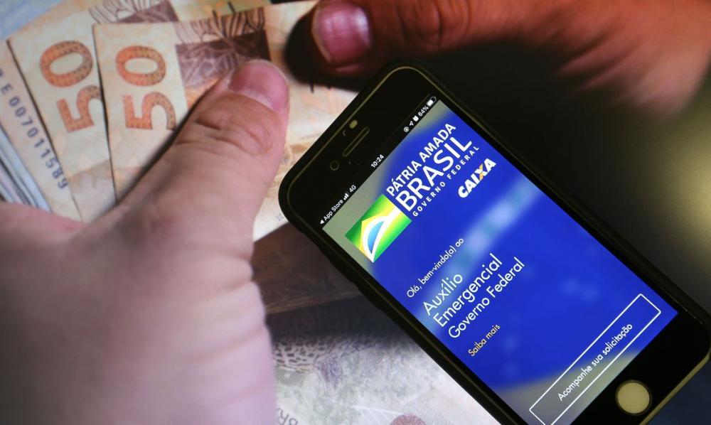 Beneficiários do Bolsa Família começam a receber o Auxílio Emergencial 2021 a partir desta sexta