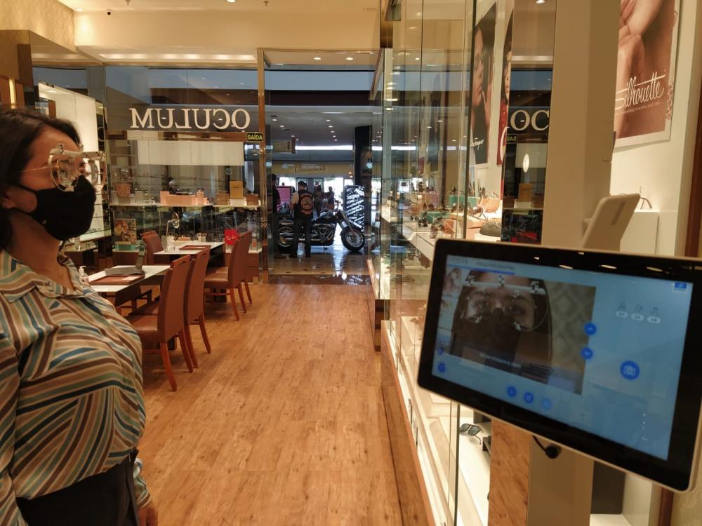 Ótica aposta em precisão das lentes e oferece produtos diferenciados