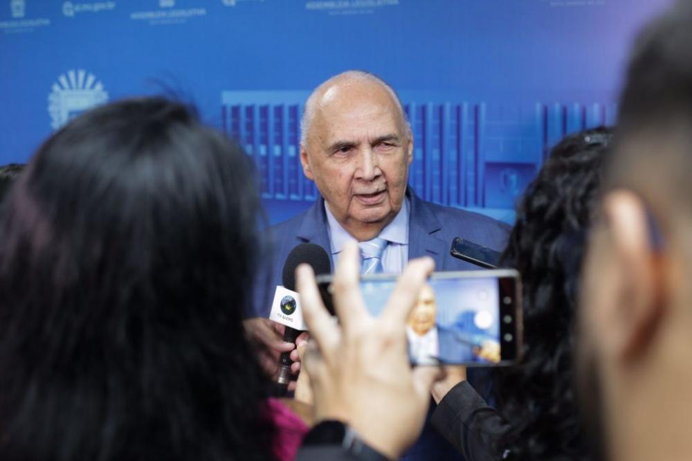 Liderança de Londres Machado na Assembleia garante gestão eficiente de Riedel