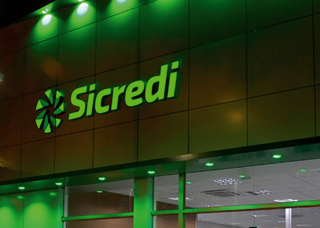 Sicredi é destaque em 13 categorias do anuário Melhores & Maiores 2020