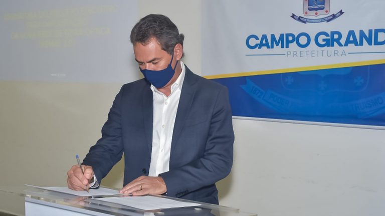 Prefeitura assina projeto para implantação da nova rede de fibra ótica e centro de tecnologia