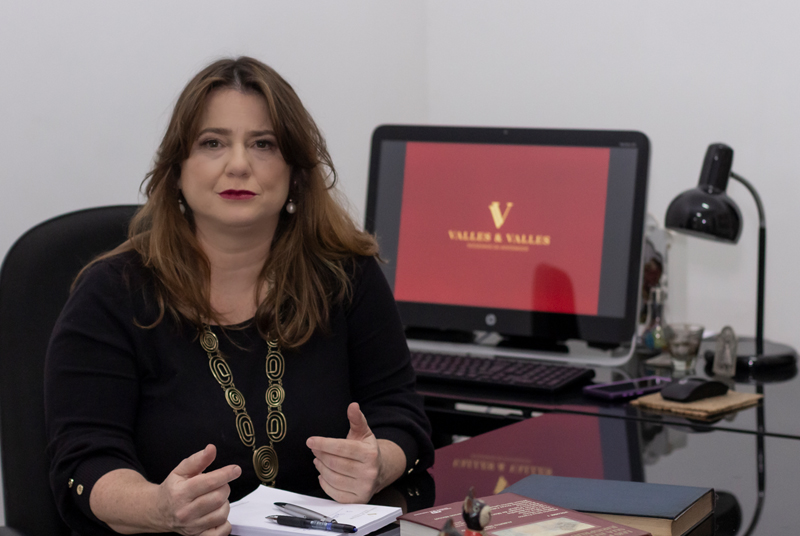 Passageira denuncia importunação sexual e omissão em voo da Azul