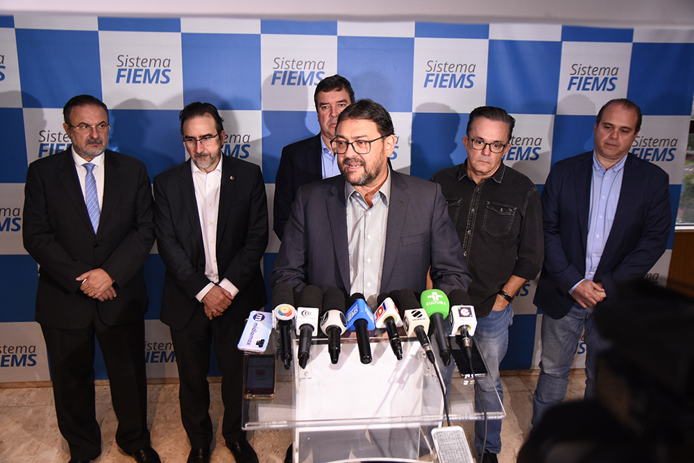 Fiems promove reúne classe política para debater as perspectivas da reforma tributária
