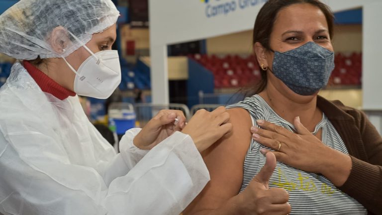Campo Grande atinge marca de 1 milhão de doses aplicadas de vacinas contra a Covid-19