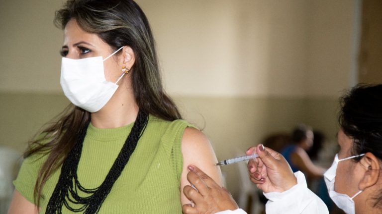 Mesmo com campanha finalizada, vacina da gripe ainda está disponível em unidades de saúde