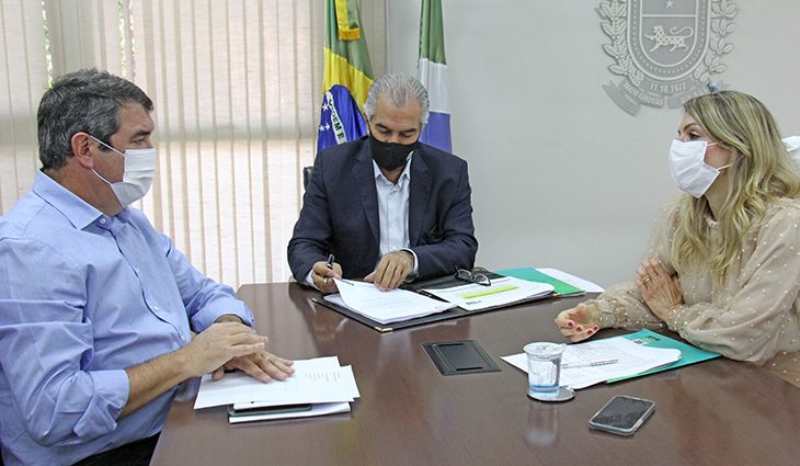 Para reduzir burocracia e tornar gestão mais eficiente, governador revoga 3,3 mil decretos que estavam ultrapassados