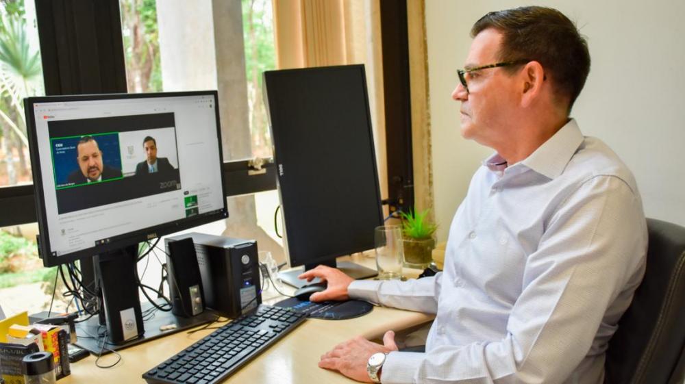 Ouvidoria do TCE-MS participa de webinário