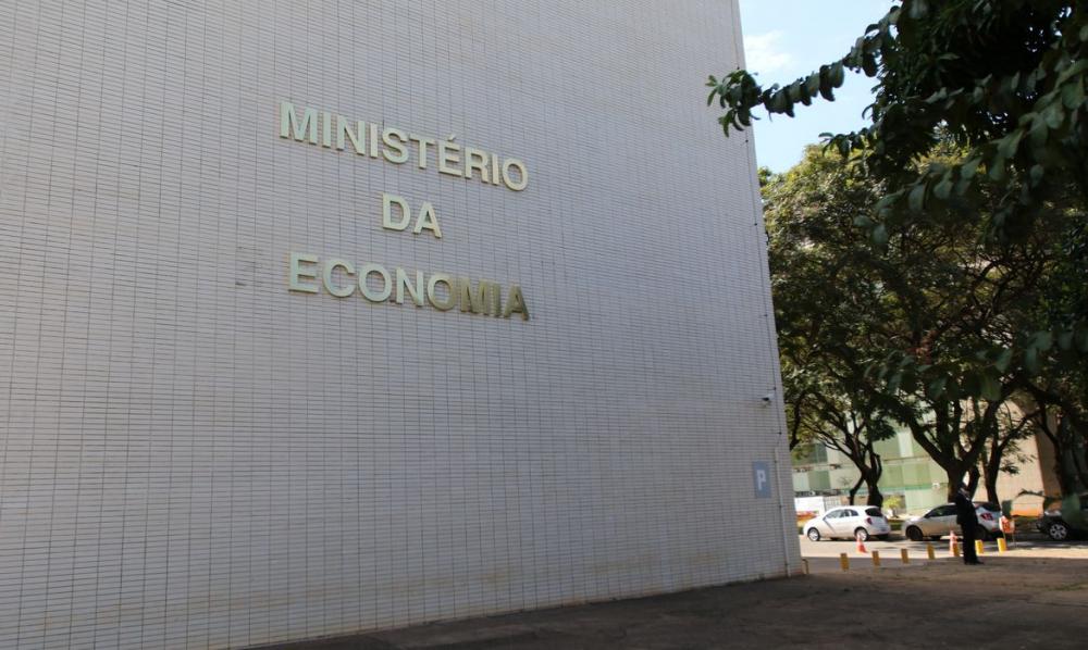 Governo federal estabelece ponto facultativo em 11 de outubro